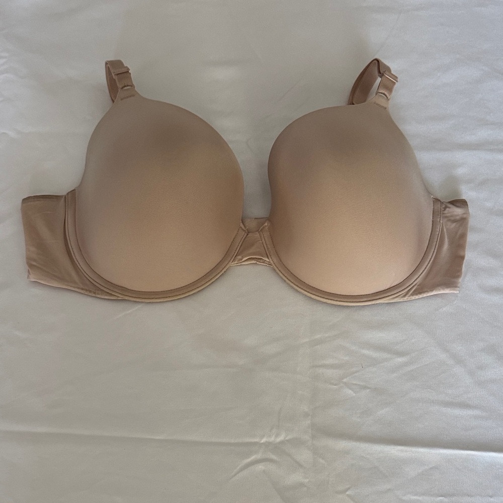 Victoria's Secret Perfect Coverage Nude Underwire Bra